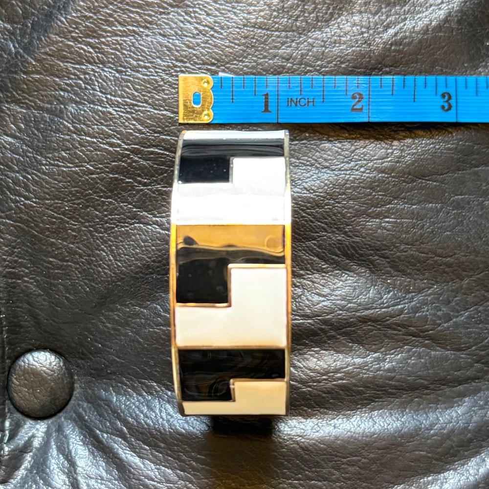 LAMB bracelet - Picture 3 of 4